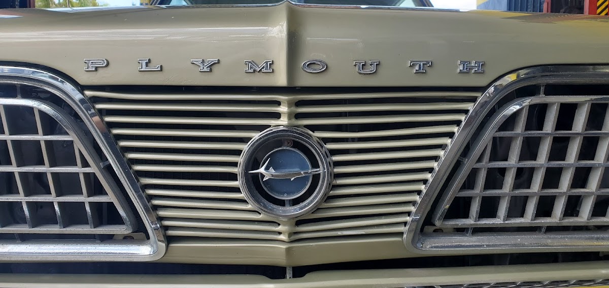 Vicar Auto Center - photo 10